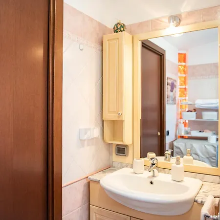 Lägenhet La Casa Di Sopra Ardea
